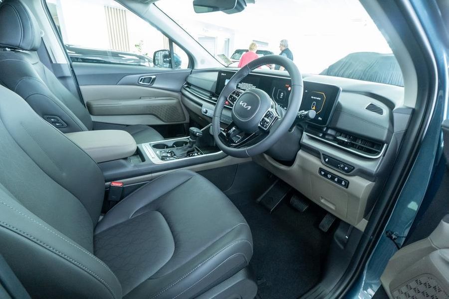 2025 Kia Carnival Sport+ Auto MY26 Photo 14