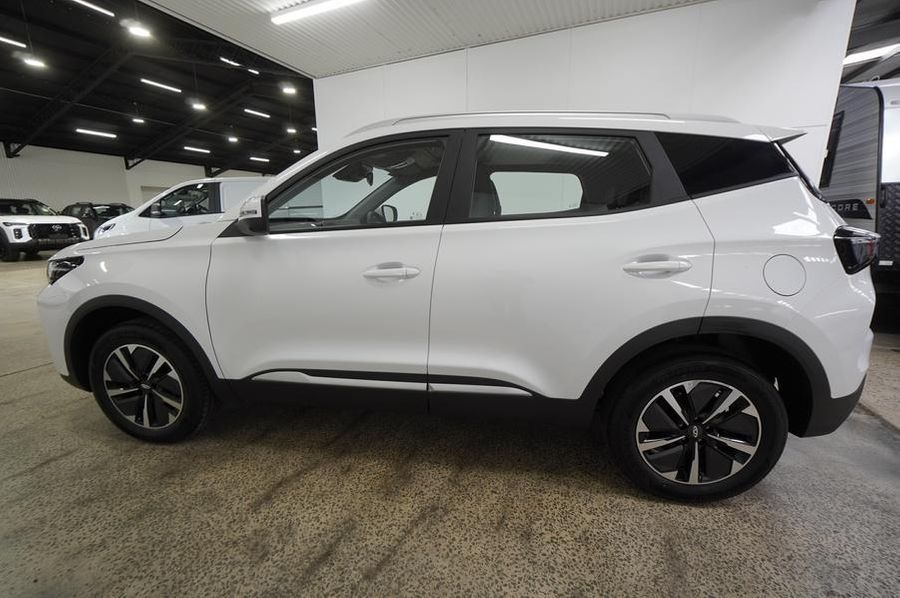 2025 Chery Tiggo 4 Hybrid Ultimate Auto 2WD MY26 Photo 8