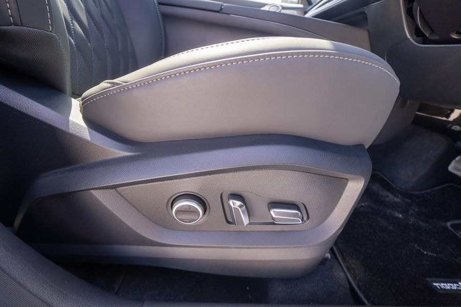 2025 Chery Tiggo 8 Pro Max Ultimate AWD Auto AWD MY24 Photo 16