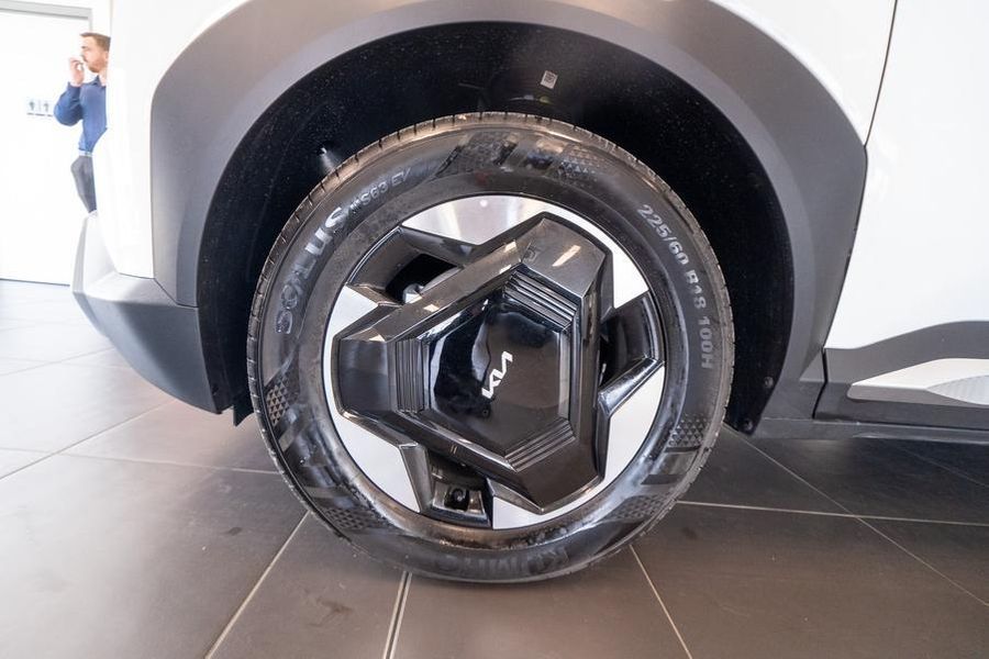 2025 Kia EV5 Air Long Range Auto MY26 Photo 11