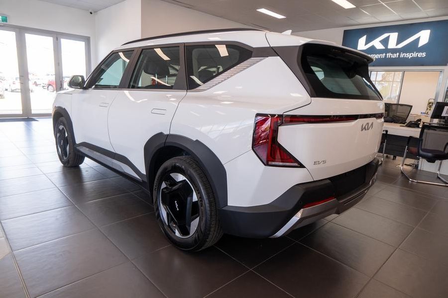 2025 Kia EV5 Air Long Range Auto MY26 Photo 5