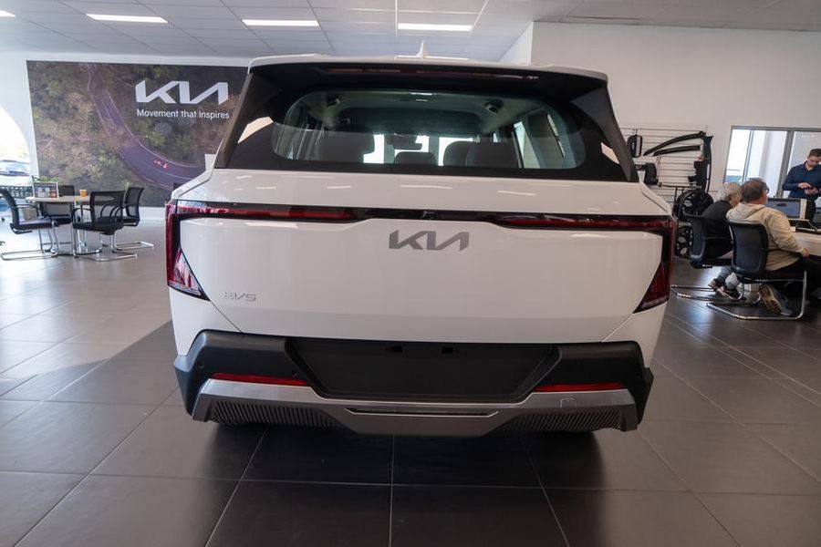 2025 Kia EV5 Air Long Range Auto MY26 Photo 6