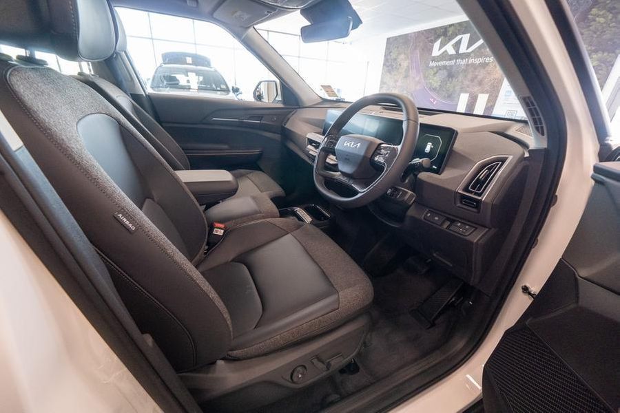 2025 Kia EV5 Air Long Range Auto MY26 Photo 14