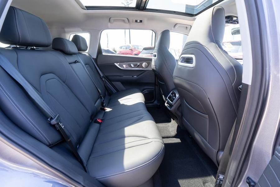 2025 Chery Tiggo 7 Super Hybrid Ultimate Auto MY26 Photo 18