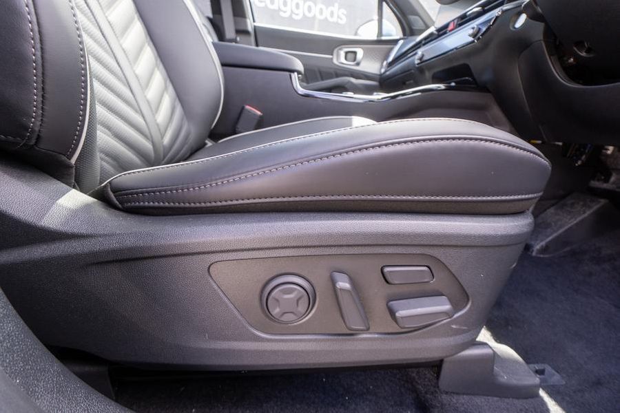 2025 Kia Sorento HEV GT-Line Auto AWD MY25 Photo 18