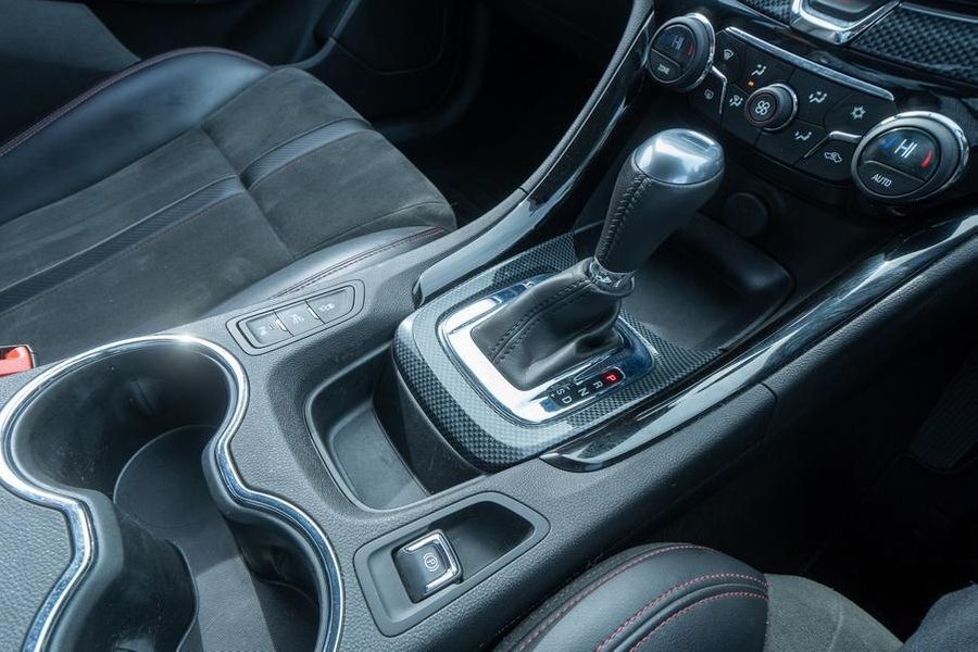 2016 Holden Commodore SV6 Black VF Series II Auto MY16 Photo 31