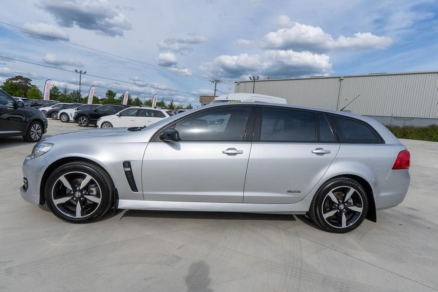 2016 Holden Commodore SV6 Black VF Series II Auto MY16 Photo 3