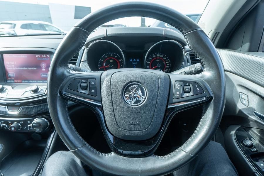 2016 Holden Commodore SV6 Black VF Series II Auto MY16 Photo 26