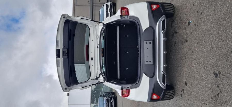 2025 Kia Stonic GT-Line Auto FWD MY25 Photo 6