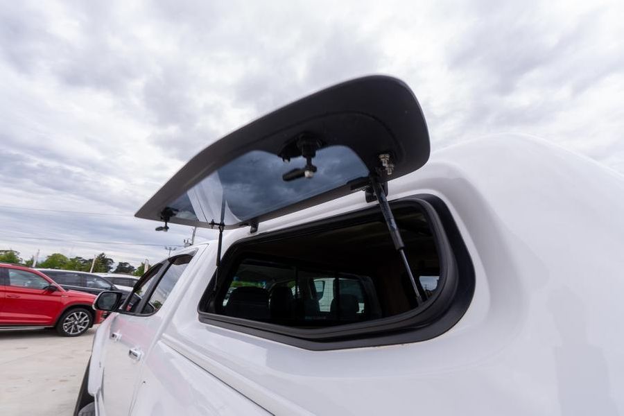 2017 Holden Colorado Storm RG Auto 4x4 MY18 Photo 12