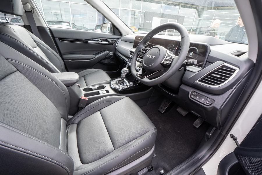 2025 Kia Seltos GT-Line Auto AWD MY26 Photo 14