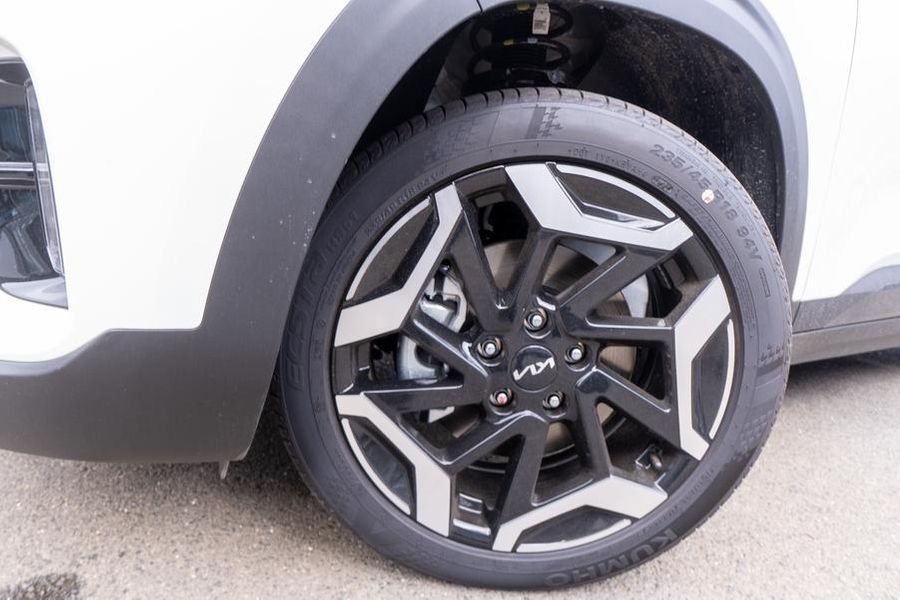 2025 Kia Seltos GT-Line Auto AWD MY26 Photo 2