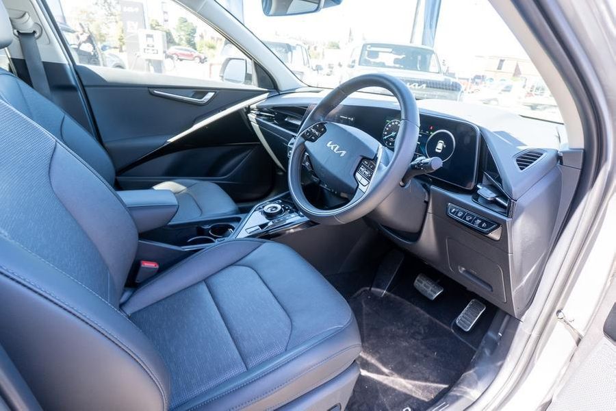 2024 Kia Niro HEV GT-Line Auto 2WD MY24 Photo 15
