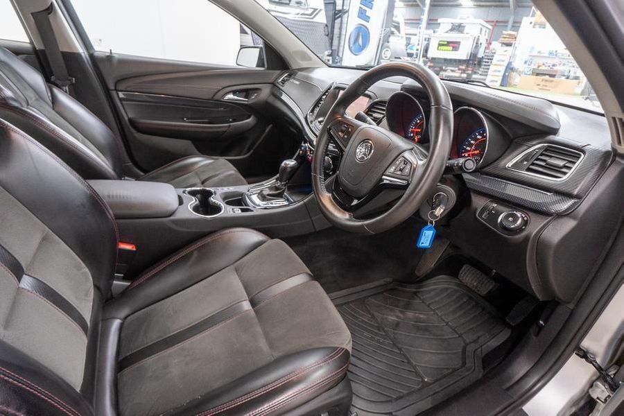 2015 Holden Commodore SV6 Storm VF Auto MY15 Photo 12