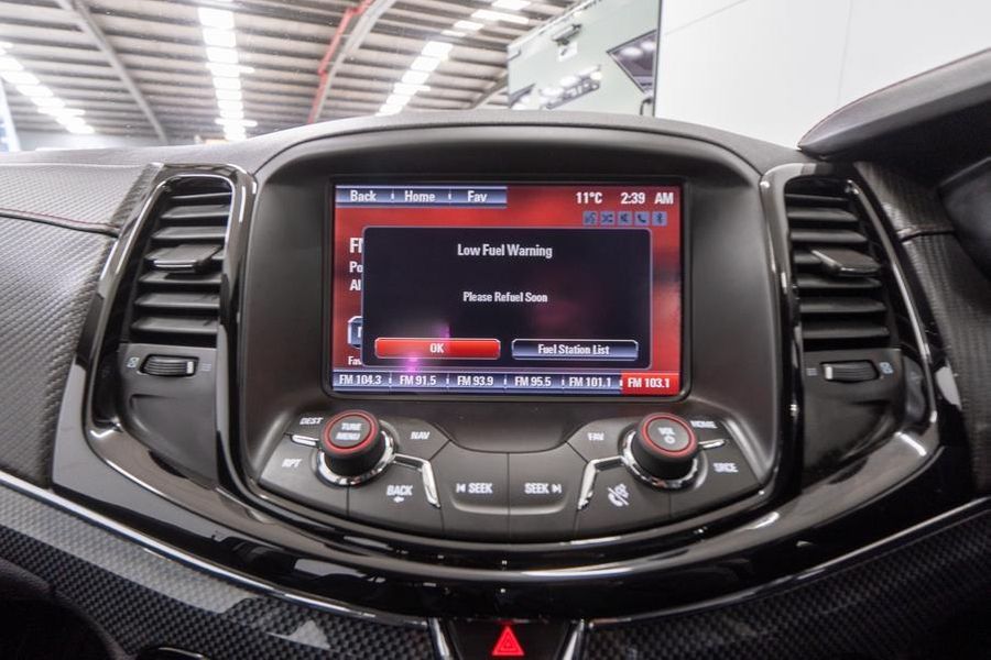 2015 Holden Commodore SV6 Storm VF Auto MY15 Photo 29