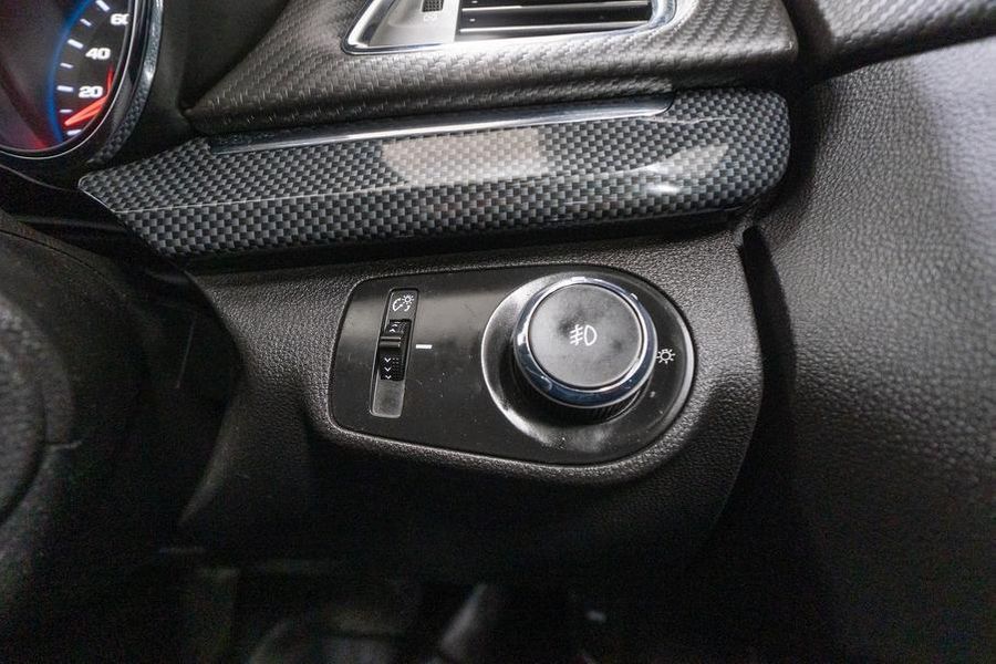 2015 Holden Commodore SV6 Storm VF Auto MY15 Photo 27