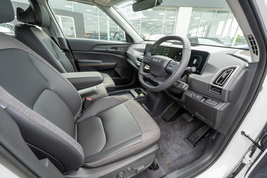 2025 Kia EV5 Air Standard Range Auto MY25 Photo 14