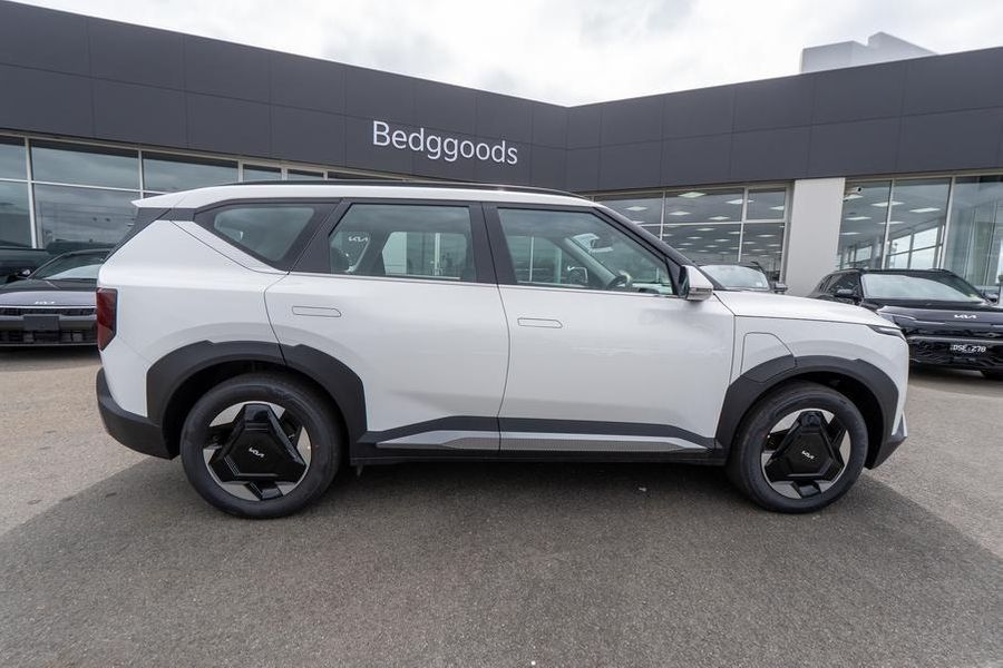 2025 Kia EV5 Air Standard Range Auto MY25 Photo 8
