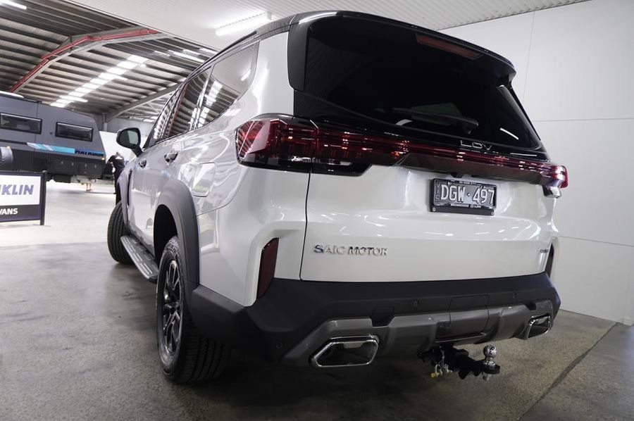 2025 LDV D90 Executive Auto MY25 Photo 5